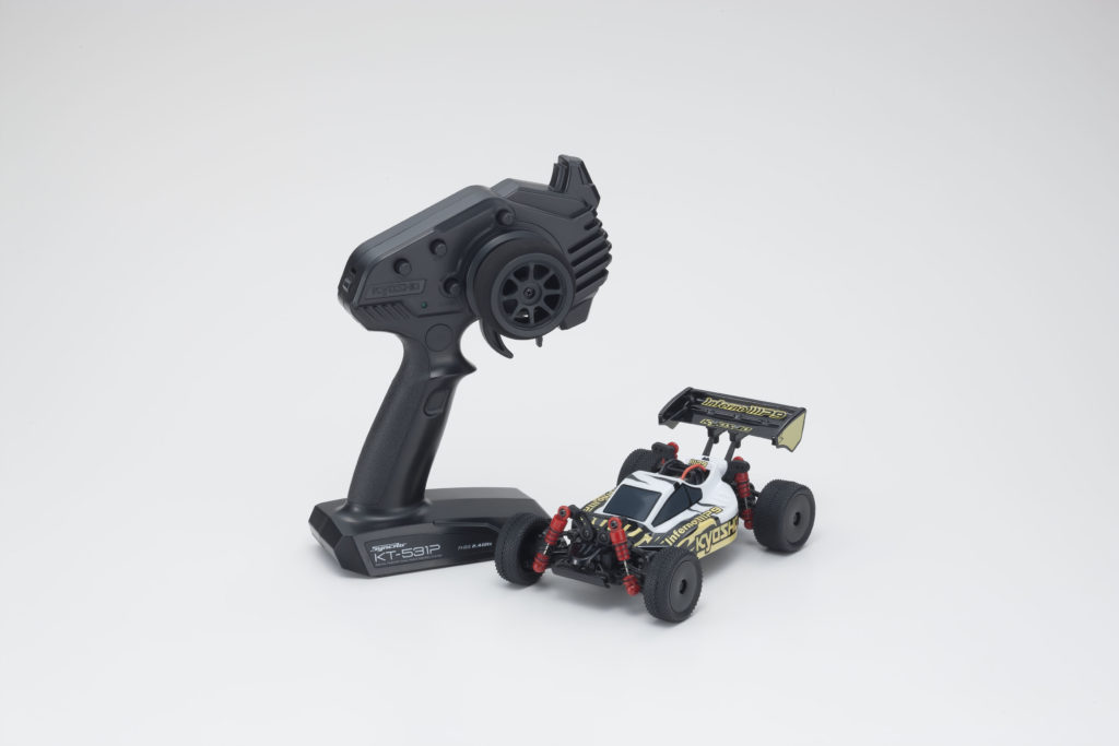 JEEP WRANGLER with wide tyre and Accを右前から撮った写真